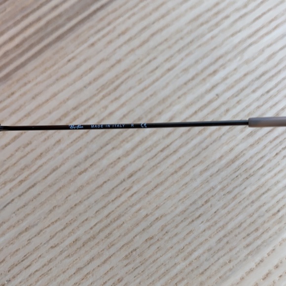 Ray-Ban Sunglasses - Picture 2 of 5